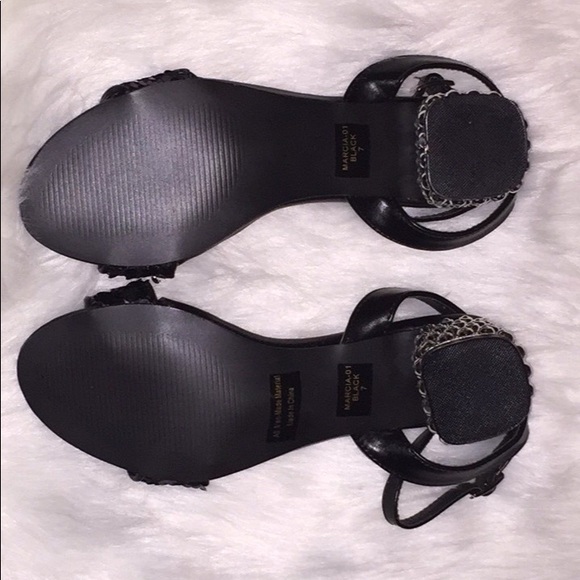 1 Pair Left! Elegant Sparkle Heels - Picture 3 of 7